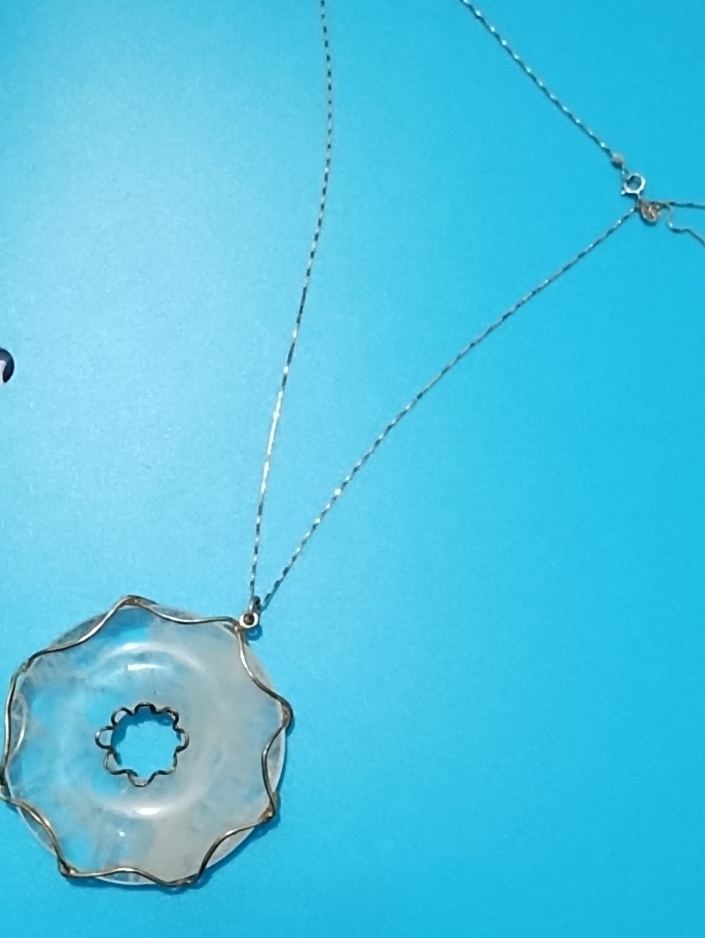 Clear Glass Pendant Necklace With SS Chain